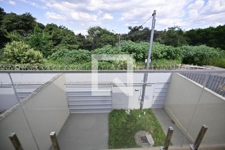 Casa à venda com 87m², 3 quartos e 2 vagasVaranda