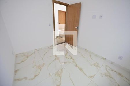 Casa à venda com 87m², 3 quartos e 2 vagasQuarto
