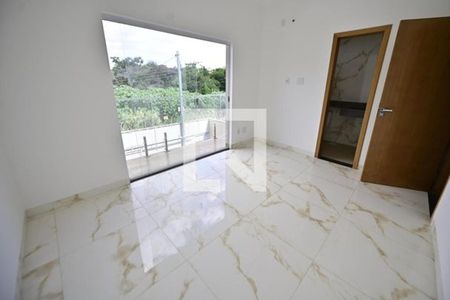 Casa à venda com 87m², 3 quartos e 2 vagasQuarto