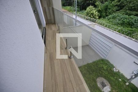 Casa à venda com 87m², 3 quartos e 2 vagasVaranda