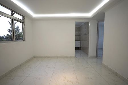Sala de apartamento para alugar com 2 quartos, 57m² em Vila Camilópolis, Santo André