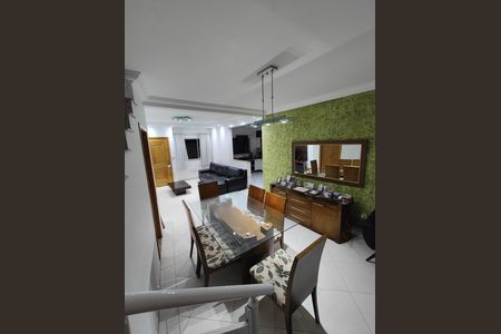 Quarto de casa à venda com 3 quartos, 180m² em Vila Santo Alberto, Santo André