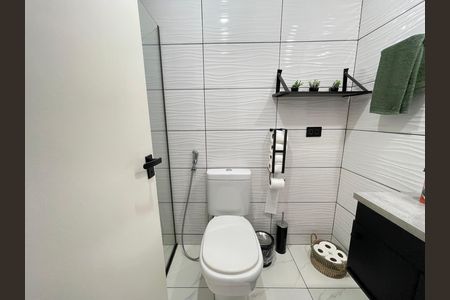 Apartamento à venda com 74m², 3 quartos e 2 vagasBanheiro Social