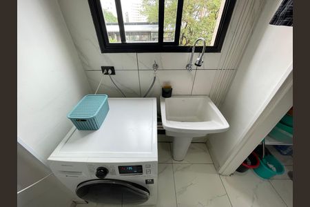 Apartamento à venda com 74m², 3 quartos e 2 vagasÁrea de Serviço