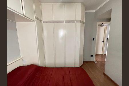 Apartamento à venda com 74m², 3 quartos e 2 vagasQuarto 2