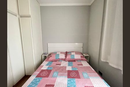 Apartamento à venda com 74m², 3 quartos e 2 vagasQuarto 1
