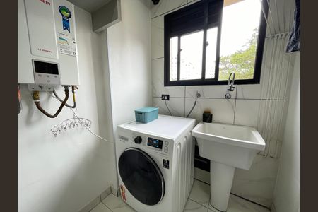 Apartamento à venda com 74m², 3 quartos e 2 vagasÁrea de Serviço