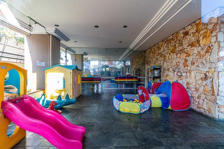 Apartamento à venda com 74m², 3 quartos e 2 vagasÁrea comum