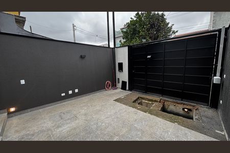 Garagem de casa à venda com 2 quartos, 74m² em Vila Curuçá, Santo André