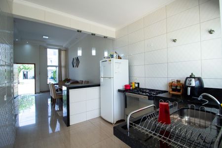 Casa de condomínio para alugar com 98m², 2 quartos e 6 vagas Casa de condomínio para alugar com 98m², 2 quartos e 6 vagasCozinha