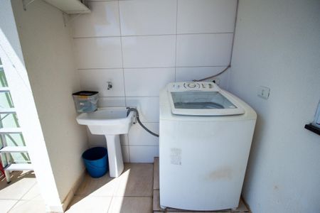 Casa de condomínio para alugar com 98m², 2 quartos e 6 vagas Casa de condomínio para alugar com 98m², 2 quartos e 6 vagasÁrea de Serviço