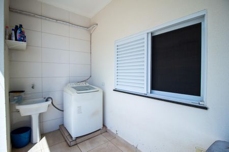 Casa de condomínio para alugar com 98m², 2 quartos e 6 vagas Casa de condomínio para alugar com 98m², 2 quartos e 6 vagasÁrea de Serviço