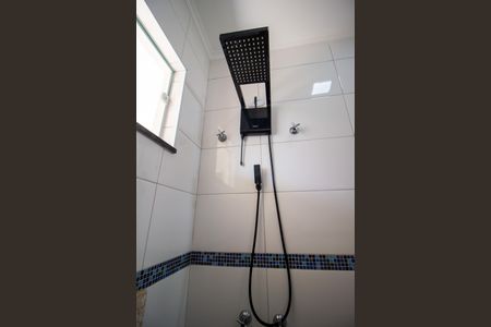 Casa de condomínio para alugar com 98m², 2 quartos e 6 vagas Casa de condomínio para alugar com 98m², 2 quartos e 6 vagasBanheiro
