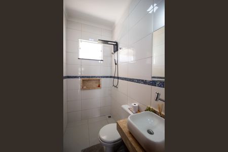 Casa de condomínio para alugar com 98m², 2 quartos e 6 vagas Casa de condomínio para alugar com 98m², 2 quartos e 6 vagasBanheiro