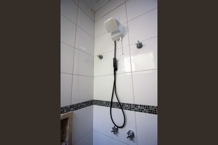 Casa de condomínio para alugar com 98m², 2 quartos e 6 vagas Casa de condomínio para alugar com 98m², 2 quartos e 6 vagasBanheiro da Suíte