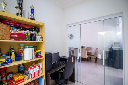 Casa de condomínio para alugar com 98m², 2 quartos e 6 vagas Casa de condomínio para alugar com 98m², 2 quartos e 6 vagasEscritório