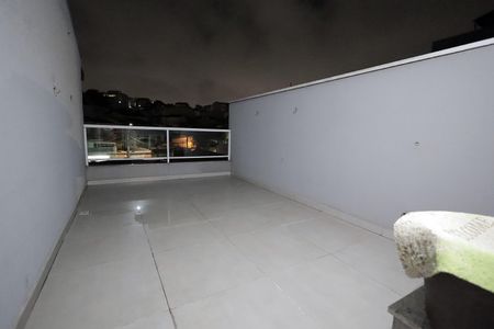 Casa à venda com 160m², 3 quartos e 2 vagas Casa à venda com 160m², 3 quartos e 2 vagasCobertura