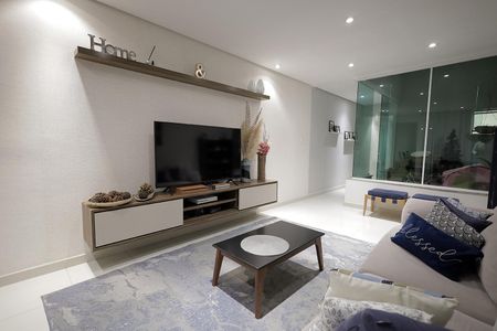 Casa à venda com 160m², 3 quartos e 2 vagas Casa à venda com 160m², 3 quartos e 2 vagasSala
