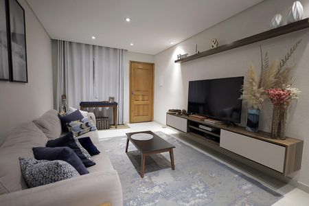 Casa à venda com 160m², 3 quartos e 2 vagas Casa à venda com 160m², 3 quartos e 2 vagasSala