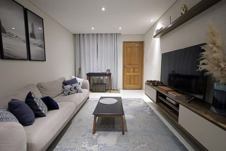 Casa à venda com 160m², 3 quartos e 2 vagas Casa à venda com 160m², 3 quartos e 2 vagasSala
