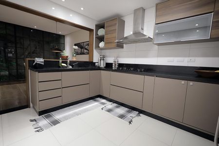 Casa à venda com 160m², 3 quartos e 2 vagas Casa à venda com 160m², 3 quartos e 2 vagasCozinha