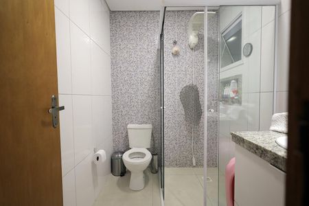 Casa à venda com 160m², 3 quartos e 2 vagas Casa à venda com 160m², 3 quartos e 2 vagasBanheiro 2