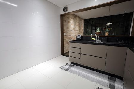 Casa à venda com 160m², 3 quartos e 2 vagas Casa à venda com 160m², 3 quartos e 2 vagasCozinha