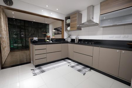 Casa à venda com 160m², 3 quartos e 2 vagas Casa à venda com 160m², 3 quartos e 2 vagasCozinha