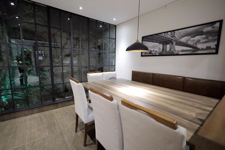 Casa à venda com 160m², 3 quartos e 2 vagas Casa à venda com 160m², 3 quartos e 2 vagasSala de Jantar