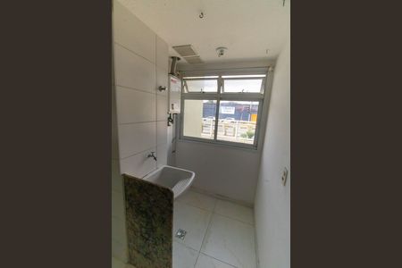 Apartamento à venda com 58m², 2 quartos e 1 vaga Apartamento à venda com 58m², 2 quartos e 1 vagaCozinha e Área de Serviço