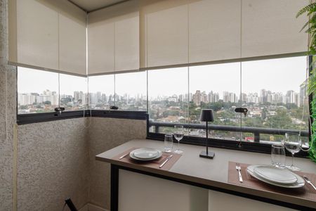 Sacada de kitnet/studio para alugar com 1 quarto, 29m² em Moema, São Paulo