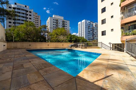 Apartamento para alugar com 250m², 3 quartos e 4 vagas