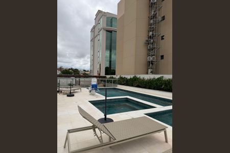 Studio para alugar com 37m², 1 quarto e 1 vaga Studio para alugar com 37m², 1 quarto e 1 vagaPiscina