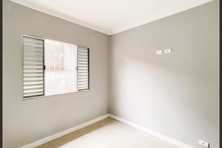 Casa para alugar com 130m², 2 quartos e 1 vaga Casa para alugar com 130m², 2 quartos e 1 vagaQuarto