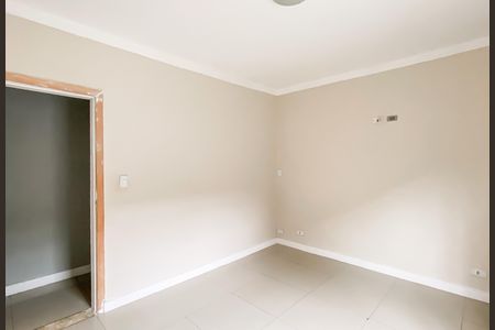Casa para alugar com 130m², 2 quartos e 1 vaga Casa para alugar com 130m², 2 quartos e 1 vagaSuite