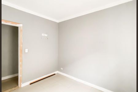 Casa para alugar com 130m², 2 quartos e 1 vaga Casa para alugar com 130m², 2 quartos e 1 vagaQuarto
