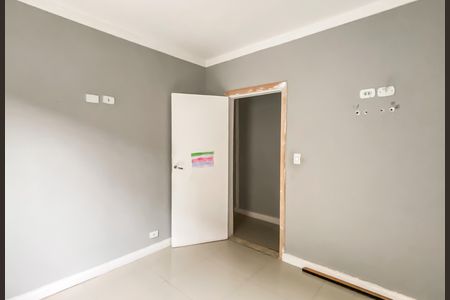 Casa para alugar com 130m², 2 quartos e 1 vaga Casa para alugar com 130m², 2 quartos e 1 vagaQuarto