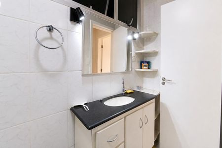 Apartamento para alugar com 59m², 2 quartos e 1 vaga Apartamento para alugar com 59m², 2 quartos e 1 vagaBanheiro