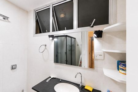 Apartamento para alugar com 59m², 2 quartos e 1 vaga Apartamento para alugar com 59m², 2 quartos e 1 vagaBanheiro