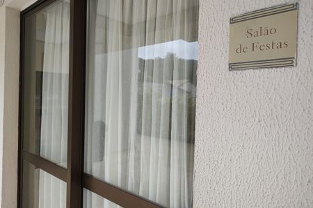 Apartamento à venda com 96m², 4 quartos e 2 vagas Apartamento à venda com 96m², 4 quartos e 2 vagasÁrea comum - Salão de festas