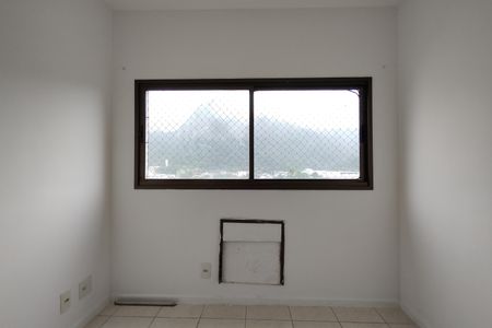 Apartamento à venda com 96m², 4 quartos e 2 vagas Apartamento à venda com 96m², 4 quartos e 2 vagasQuarto 2 - Suíte
