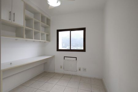 Apartamento à venda com 96m², 4 quartos e 2 vagas Apartamento à venda com 96m², 4 quartos e 2 vagasQuarto 3 - Armários