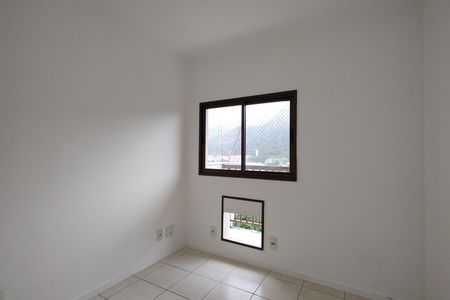 Apartamento à venda com 96m², 4 quartos e 2 vagas Apartamento à venda com 96m², 4 quartos e 2 vagasQuarto 4 - Armários