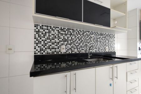 Apartamento à venda com 96m², 4 quartos e 2 vagas Apartamento à venda com 96m², 4 quartos e 2 vagasCozinha - Armários