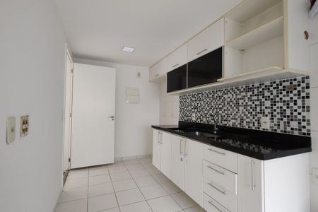 Apartamento à venda com 96m², 4 quartos e 2 vagas Apartamento à venda com 96m², 4 quartos e 2 vagasCozinha - Armários