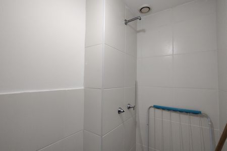 Apartamento à venda com 96m², 4 quartos e 2 vagas Apartamento à venda com 96m², 4 quartos e 2 vagasBanheiro de serviço