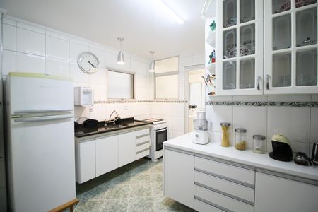 Apartamento à venda com 74m², 2 quartos e 1 vaga
