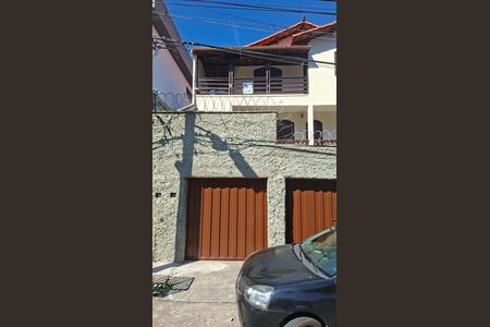 Casa para alugar com 1120m², 3 quartos e 2 vagas Casa para alugar com 1120m², 3 quartos e 2 vagasFachada