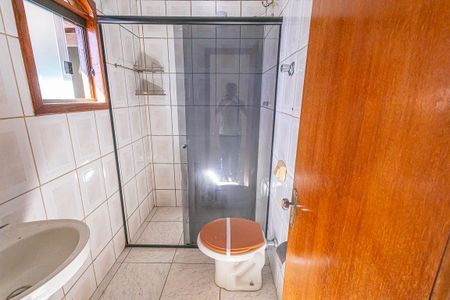 Casa para alugar com 1120m², 3 quartos e 2 vagas Casa para alugar com 1120m², 3 quartos e 2 vagasBanheiro da Suíte