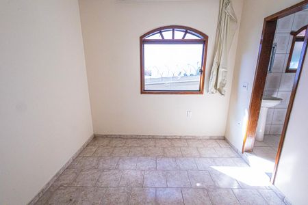 Casa para alugar com 1120m², 3 quartos e 2 vagas Casa para alugar com 1120m², 3 quartos e 2 vagasSuíte